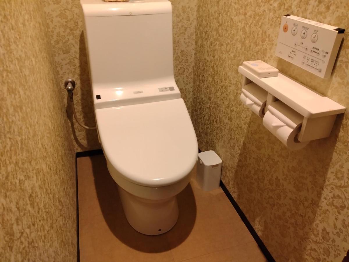ホテル ベニ ウエスト 大人専用 Osaka Exterior foto